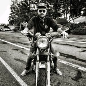 Meet your Posher, Justin